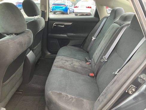 Used 2014 Nissan Altima 2.5 S w/ Display Audio Package image 12
