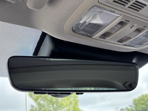 Used 2020 Honda Accord Touring image 27