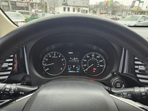 Used 2020 Mitsubishi Outlander LE image 23