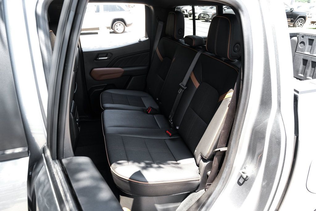 Used 2023 GMC Canyon AT4 w/ Canyon Safety Plus Package AWD/4WD image 54