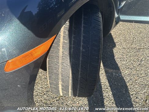 Used 2004 MAZDA RX-8 w/ MT Grand Touring Pkg image 25