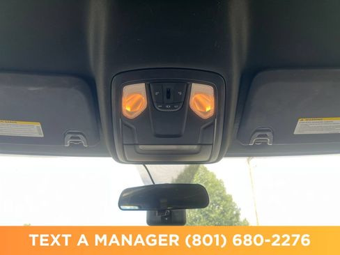 Used 2023 RAM 5500 Tradesman w/ Chrome Appearance Group AWD/4WD image 27