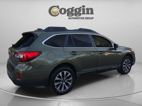 Used 2017 Subaru Outback 2.5i Limited image 5