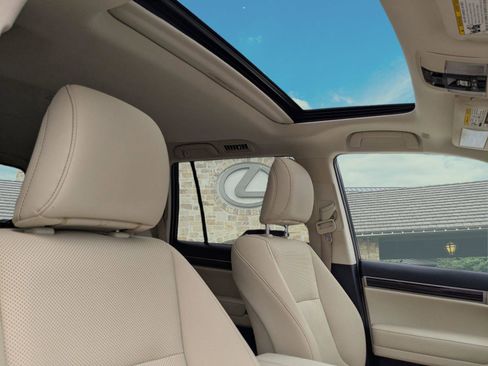 Certified 2023 Lexus GX 460 Premium AWD/4WD image 22
