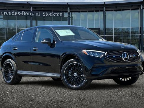 New 2026 Mercedes-Benz GLC 300 4MATIC image 1