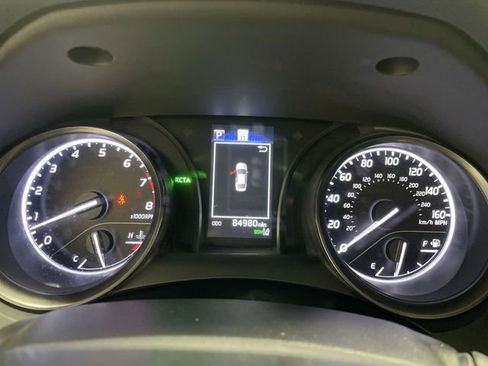 Used 2021 Toyota Camry SE w/ Convenience Package FWD image 15