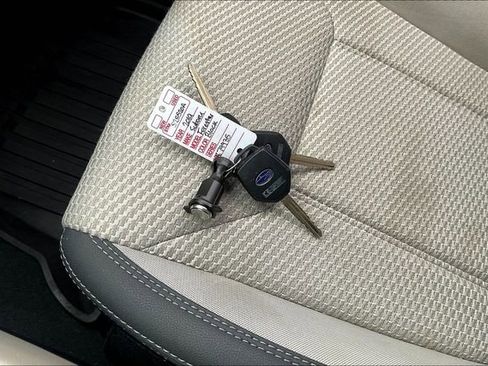 Used 2019 Subaru Forester Premium image 11