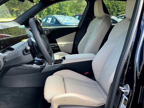 New 2026 BMW X3 xDrive30 w/ Convenience Package image 9