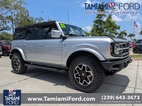 Used 2021 Ford Bronco Outer Banks AWD/4WD image 1