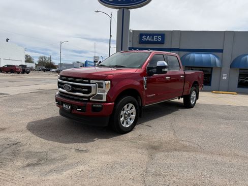 Used 2022 Ford F250 Platinum AWD/4WD image 1