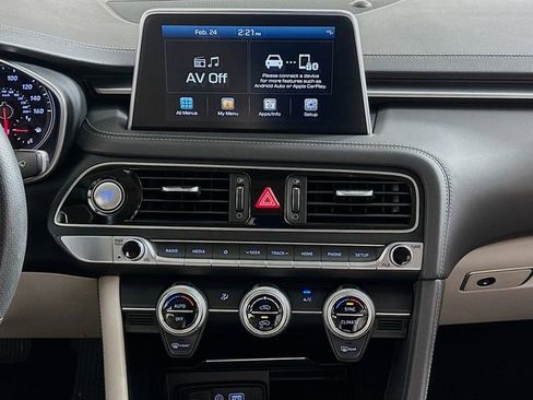 Used 2021 Genesis G70 2.0T image 15