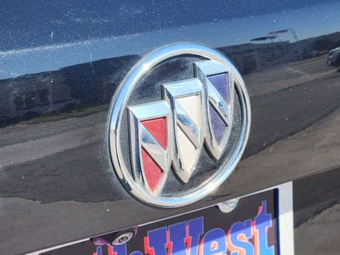 Used 2023 Buick Envision Essence FWD image 12