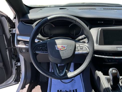 Certified 2021 Cadillac XT4 Premium Luxury w/ Cold Weather Package AWD/4WD image 7
