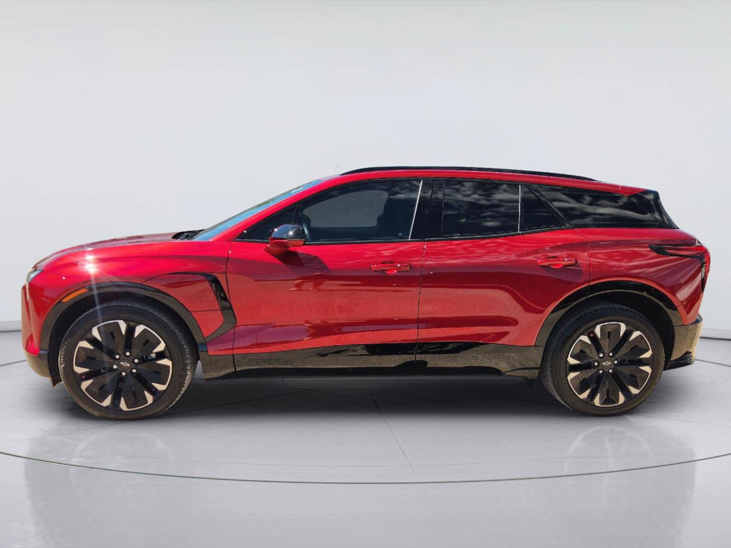 Used 2025 Chevrolet Blazer EV RS AWD/4WD image 4