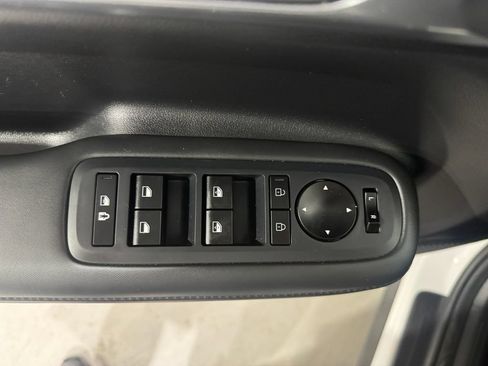 Used 2025 Hyundai Santa Fe SEL FWD image 17