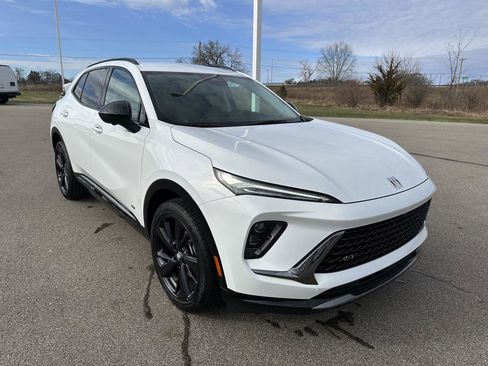 Used 2025 Buick Envision Sport Touring image 11