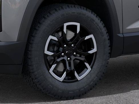 New 2027 Chevrolet Equinox ACTIV w/ Safety and Technology Package AWD/4WD image 33