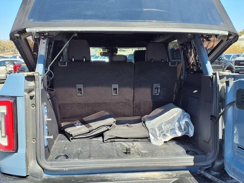 Used 2023 Ford Bronco Badlands w/ Sasquatch Package image 21