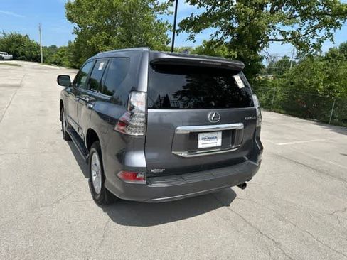 Used 2016 Lexus GX 460 w/ Navigation Package AWD/4WD image 23