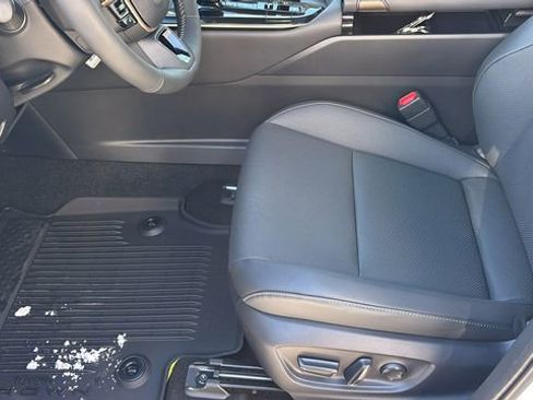 New 2026 Toyota Crown Limited w/ Advanced Technology Package image 28