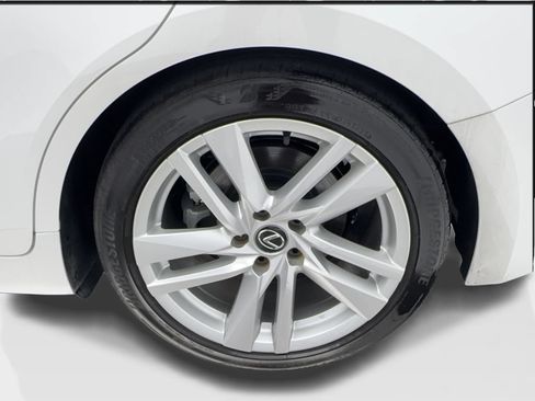 Used 2023 Lexus IS 300 w/ Comfort Package RWD image 11