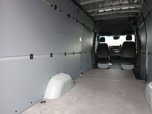 Used 2026 Mercedes-Benz Sprinter 2500 image 20