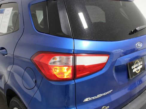 Used 2021 Ford EcoSport SE image 48