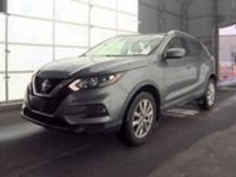 Used 2020 Nissan Rogue Sport SV FWD image 1