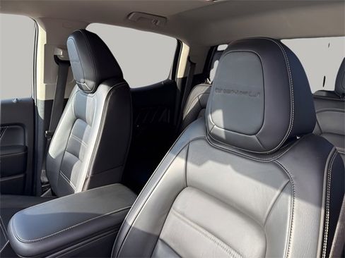 Used 2021 GMC Canyon Denali image 8