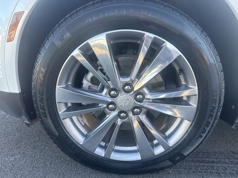 Certified 2023 Cadillac XT5 Premium Luxury image 12