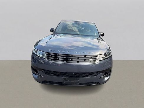 Used 2024 Land Rover Range Rover Sport SE AWD/4WD image 3