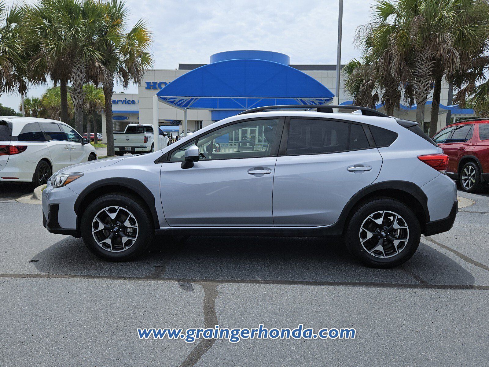 Used 2019 Subaru Crosstrek 2.0i Premium w/ Popular Package #3 AWD/4WD image 2
