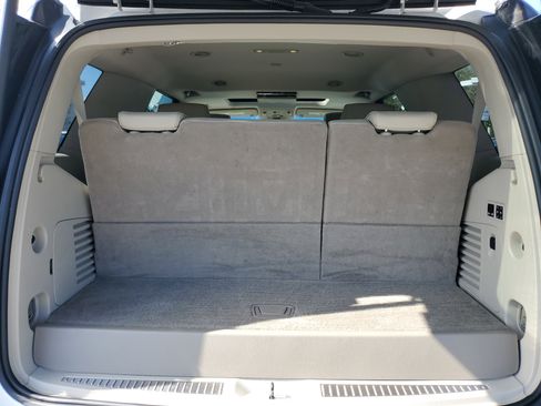 Used 2019 GMC Yukon Denali w/ Denali Ultimate Package image 8