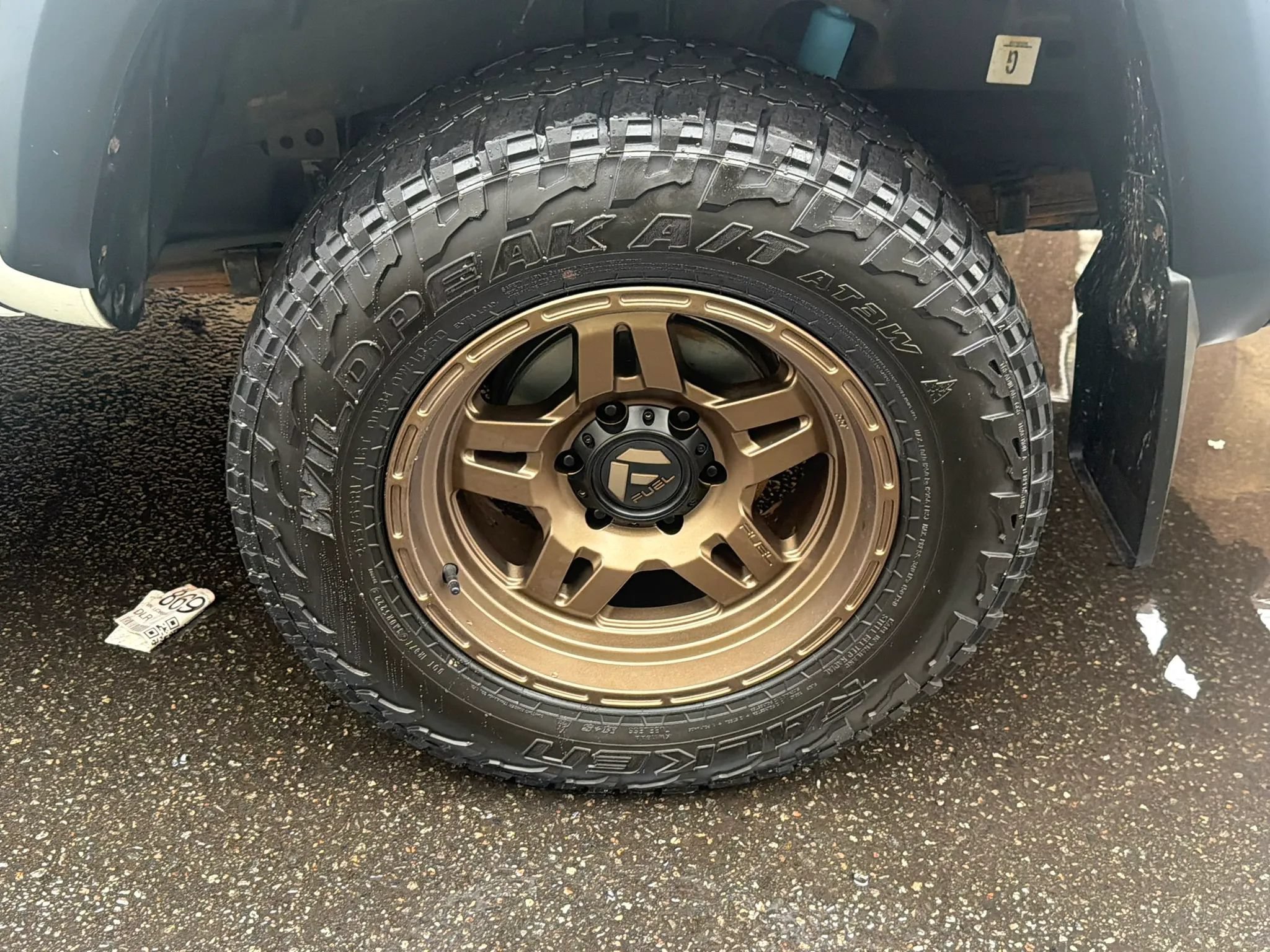 Used 2021 Toyota Tacoma TRD Off-Road AWD/4WD image 9