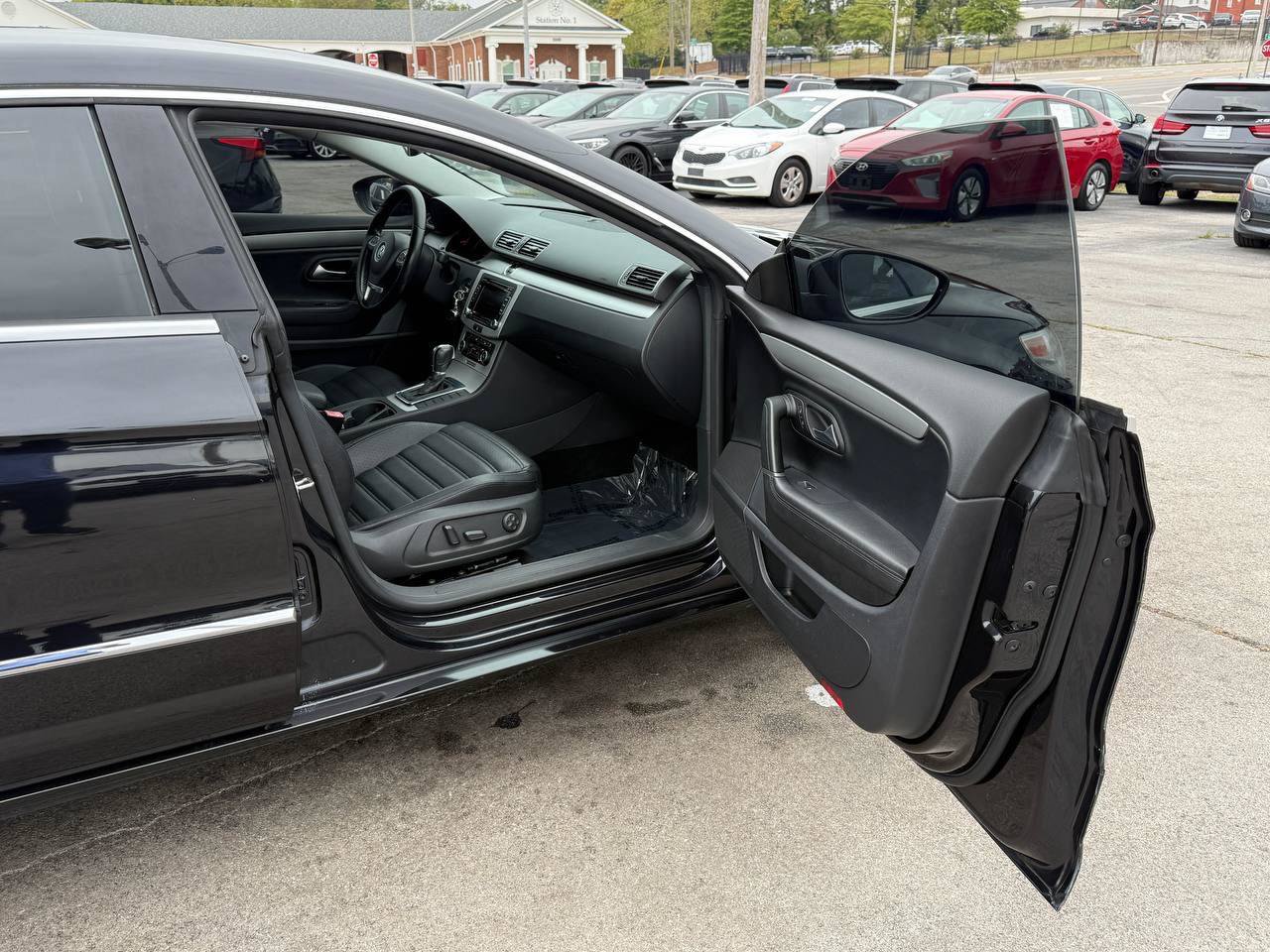 Used 2012 Volkswagen CC Sport FWD image 20