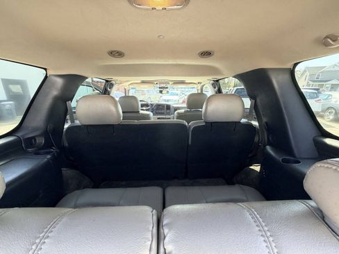 Used 2002 Chevrolet Tahoe LT AWD/4WD image 29