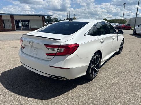 Used 2022 Honda Accord Sport image 5