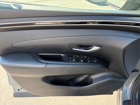 Certified 2024 Hyundai Tucson SE FWD image 20