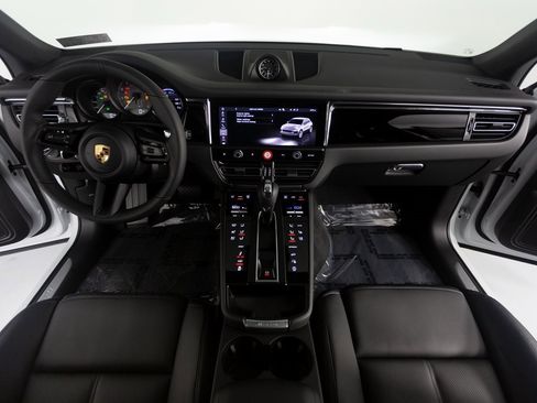 New 2026 Porsche Macan S image 28