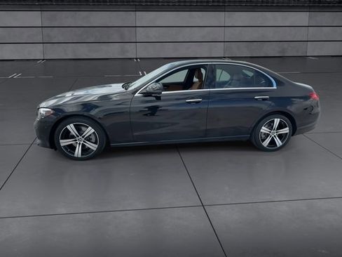 Used 2023 Mercedes-Benz C 300 Sedan image 5