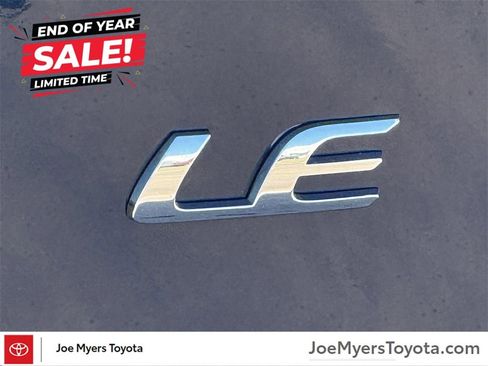 Used 2025 Toyota Corolla LE image 7