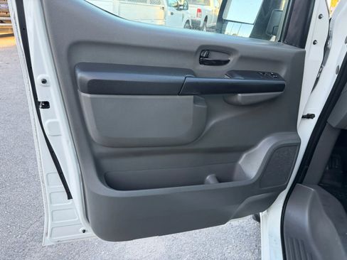 Used 2021 Nissan NV 2500 SV w/ Navigation Package image 12