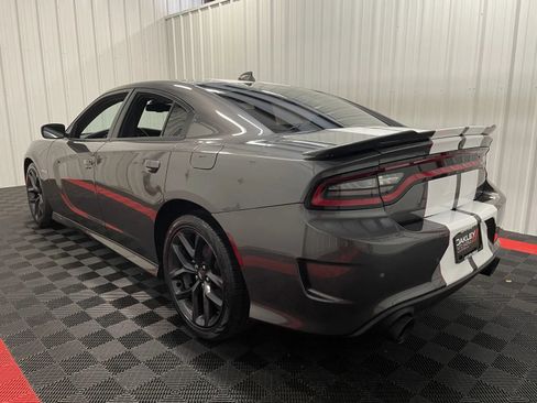 Used 2022 Dodge Charger R/T RWD image 2