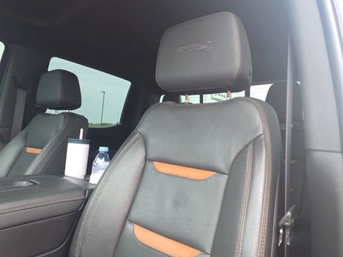 Used 2021 GMC Sierra 1500 AT4 w/ AT4 Value Package AWD/4WD image 10