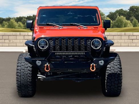 Used 2023 Jeep Wrangler Unlimited w/ Convenience Group AWD/4WD image 3