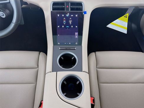 New 2026 Porsche Taycan 4S AWD/4WD image 19