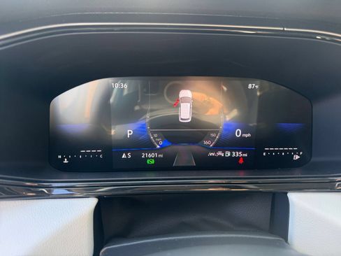 Used 2026 Volkswagen Taos S FWD image 31
