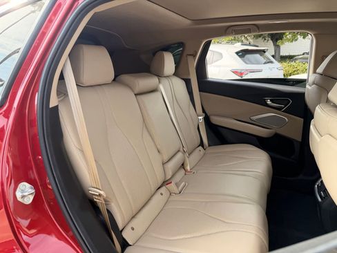 Used 2024 Acura RDX SH-AWD w/ Technology Package image 11