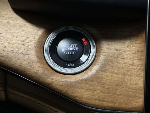 Used 2024 Jeep Grand Cherokee L Summit image 24