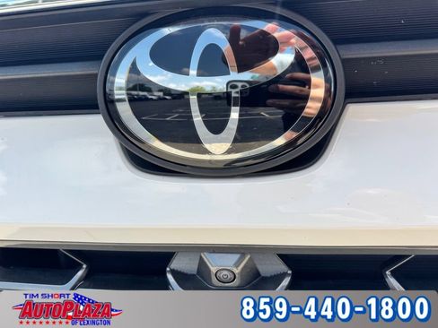 Used 2024 Toyota Grand Highlander AWD Hybrid image 14